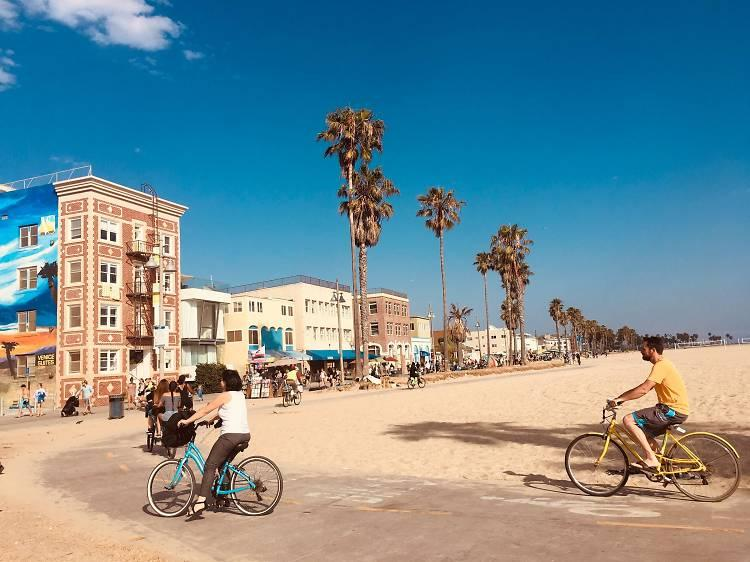 The KINN hosts Startup Cafe every Wednesday at Venice